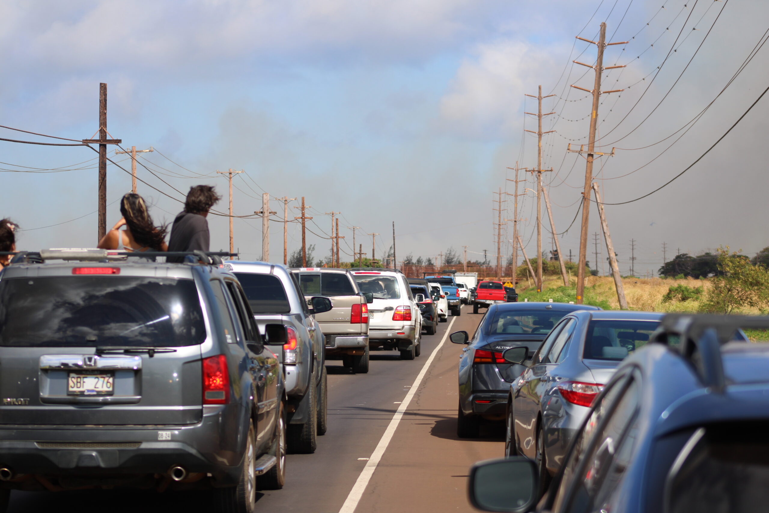 Evacuation notice issued for wildfire to Kaumakani residents on Kauai